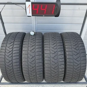 Anvelopa iarna 205/45 R17 Pirelli Sottozero 3