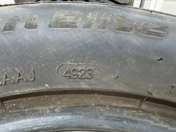 Anvelopa All Season 215/55 R16 Goodride All Season Elite