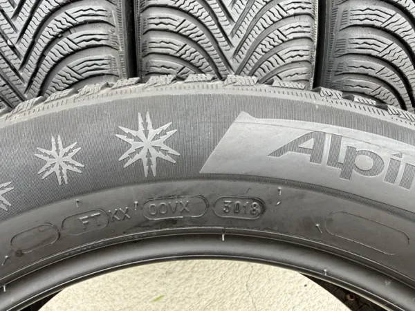 Anvelopa iarna 215/60 R17 Michelin Alpin 5