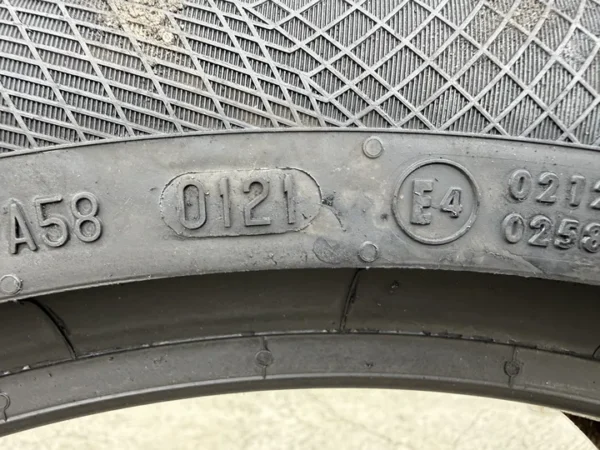 Anvelopa iarna 215/50 R19 Continental Winter Contact TS850