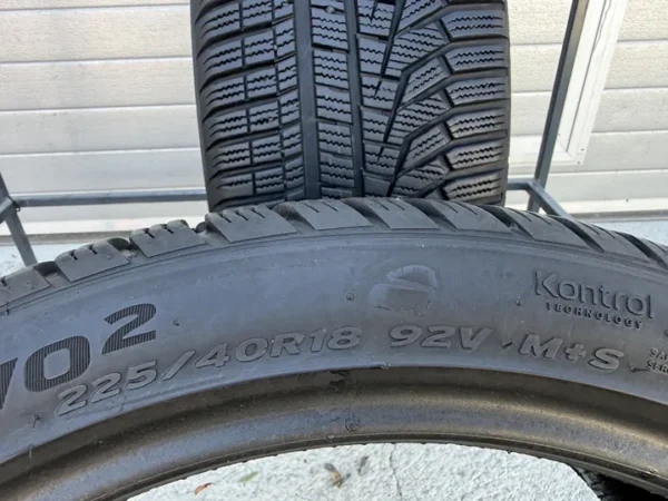 Anvelopa iarna 225/40 R18 Hankook Winter I Cept EVO2