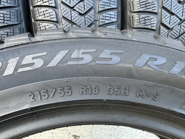 Anvelopa iarna 215/55 R18 Pirelli Sottozero 3